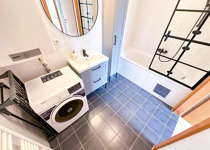 Appartement Idyllische Mit Garten!