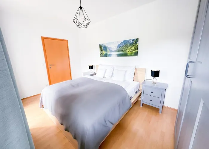 Idyllische Mit Garten! باد غليشنبرج