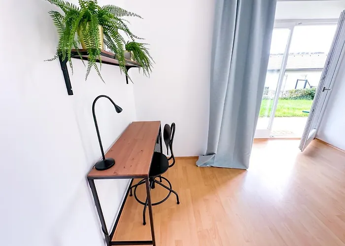 Appartement Idyllische Mit Garten!